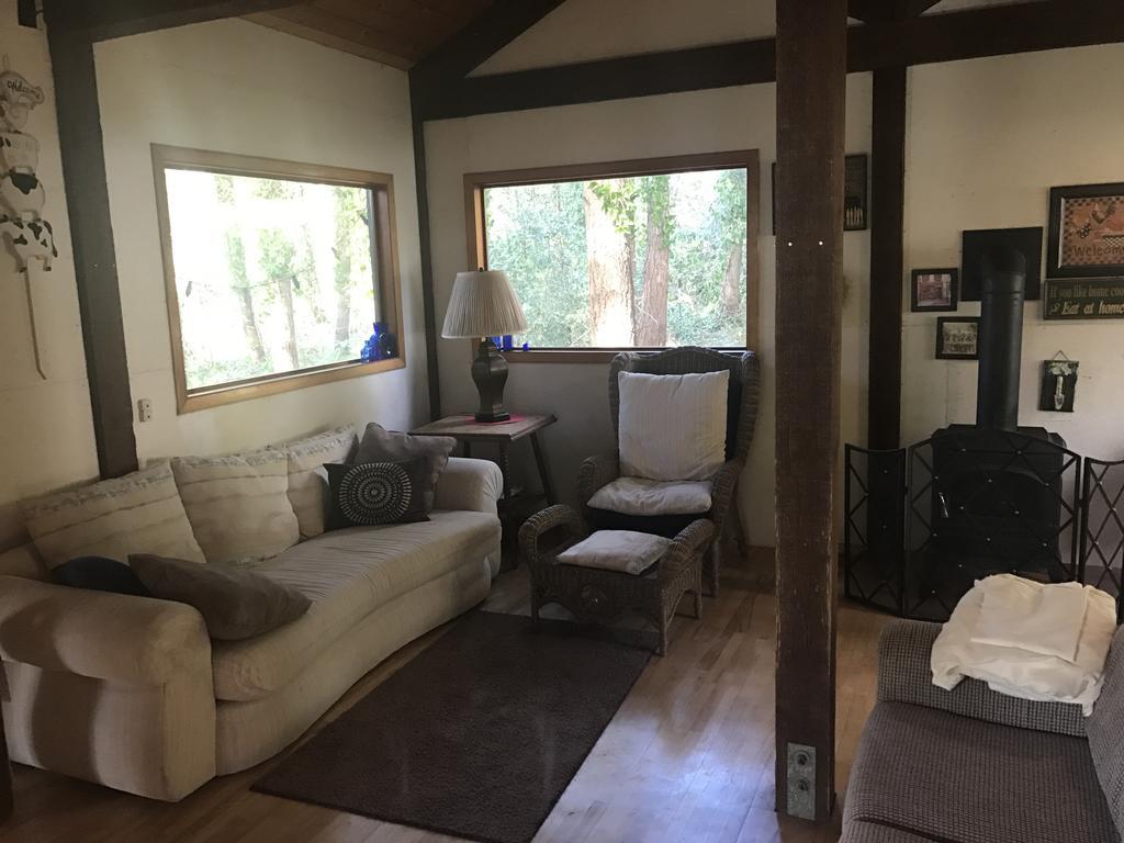 Holly Lane Gardens Bed and Breakfast Bainbridge Island Exteriör bild